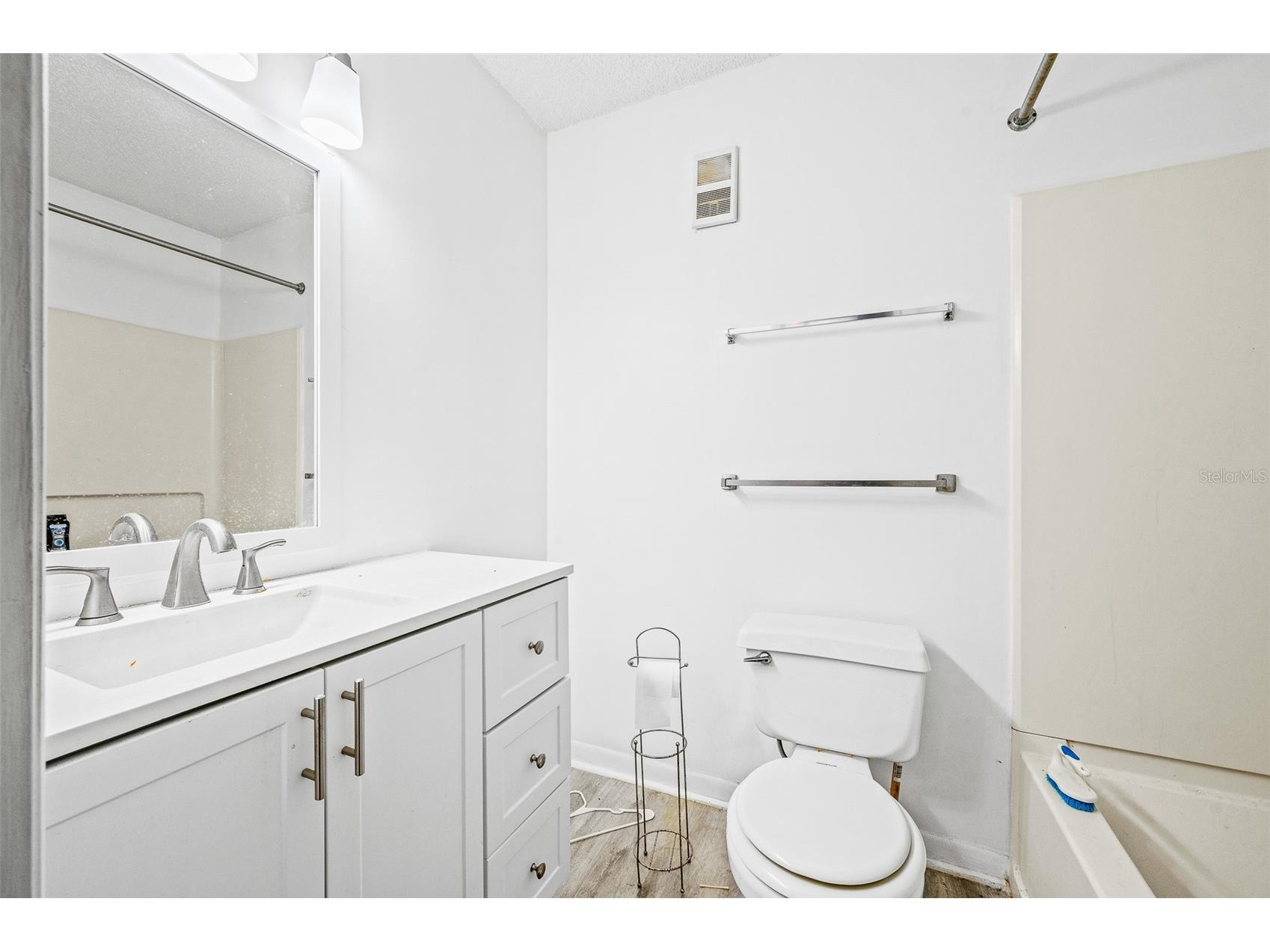 3921 SW 34th Street #208 Gainesville FL 32608 GC537082 image12