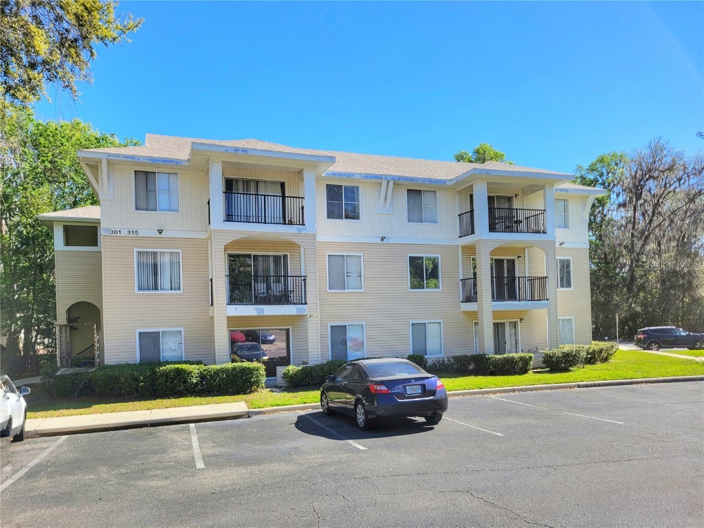 3921 SW 34th Street #303 Gainesville FL 32608 GC529199 image1