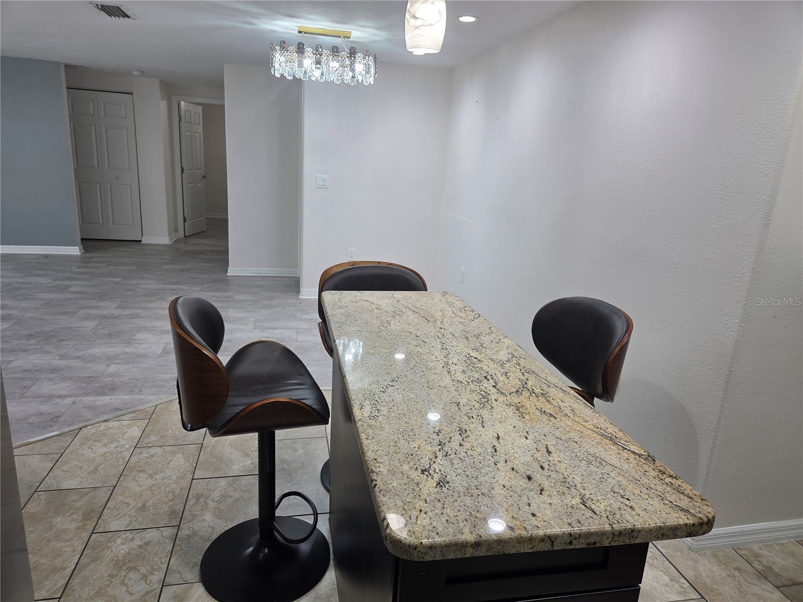 3922 Cochise Ter Sarasota FL 34233 A4695002 image9