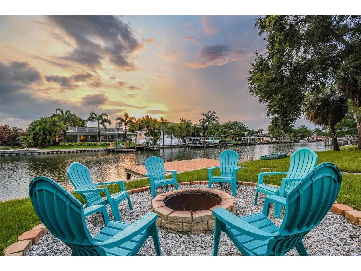 3922 Fontainebleau Drive Tampa FL 33634 - TAMPA BAY TB8379842 image1