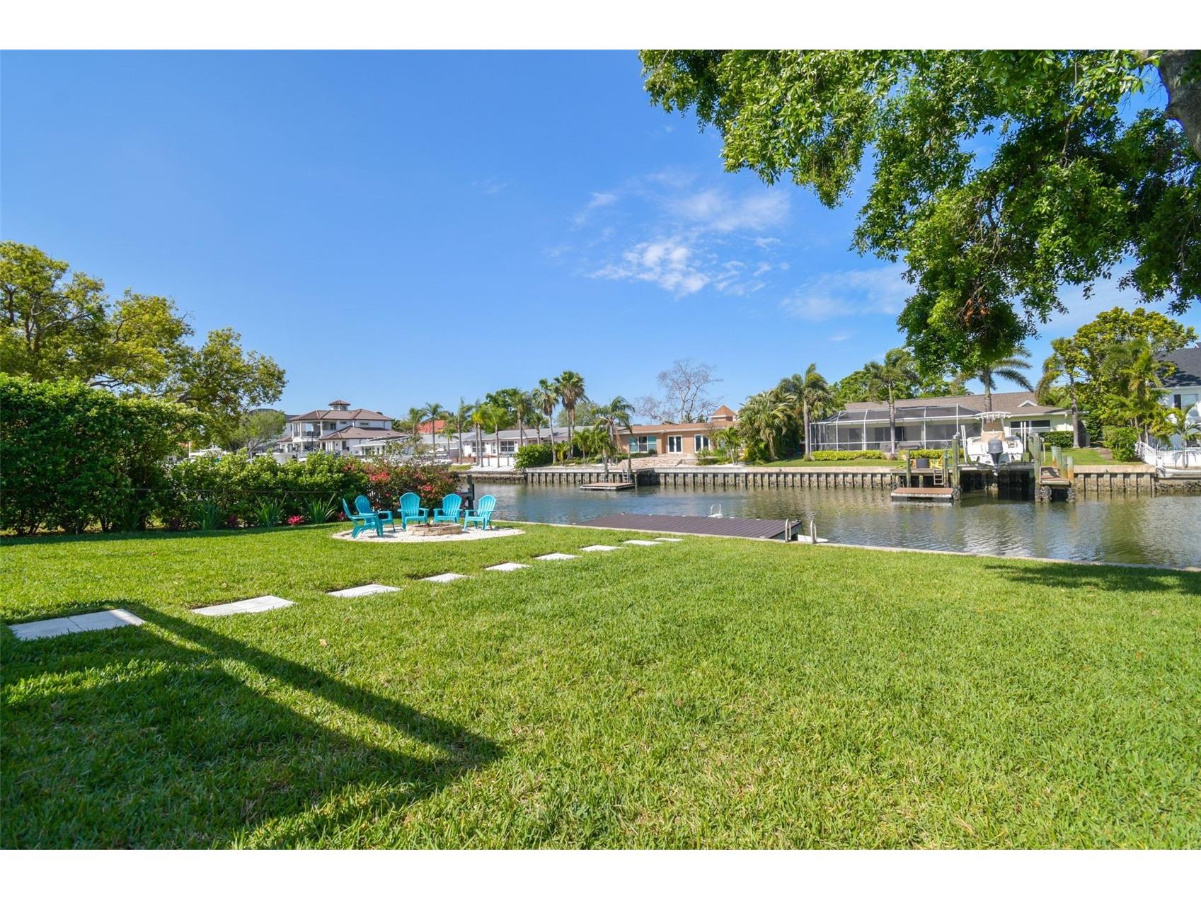 3922 Fontainebleau Drive Tampa FL 33634 TB8457414 image42