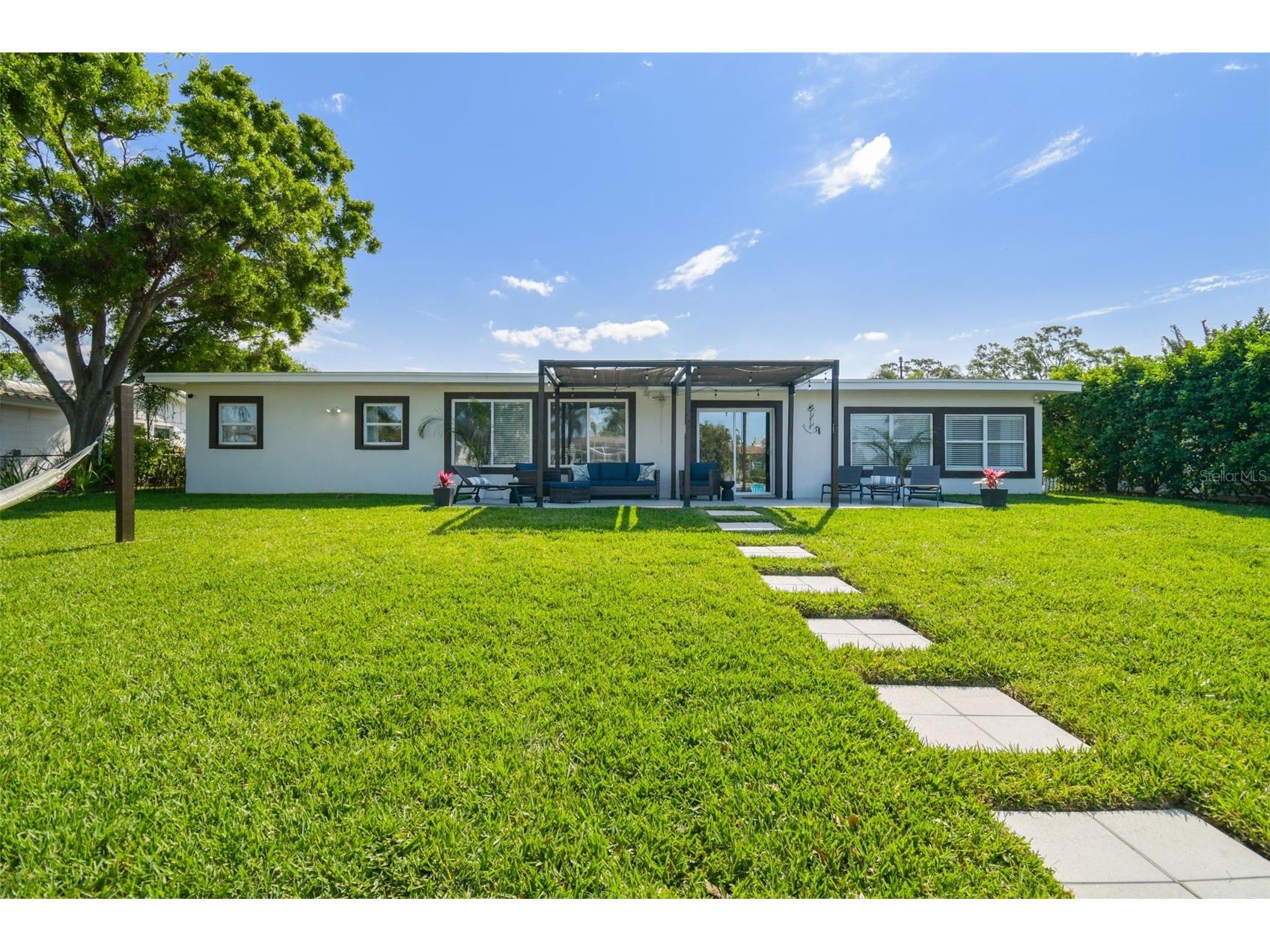 3922 Fontainebleau Drive Tampa FL 33634 TB8457414 image46