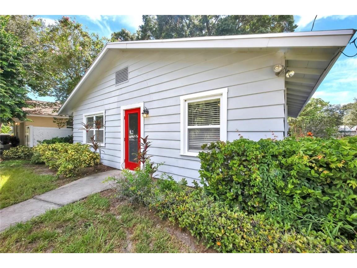 3922 Rockefeller Avenue Sarasota FL 34231 A4556796 image1