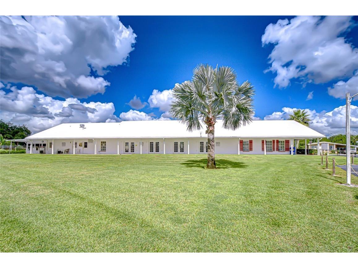 3922 William Hume Drive Zephyrhills FL 33541 TB8433321 image41