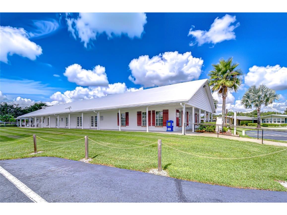 3922 William Hume Drive Zephyrhills FL 33541 TB8433321 image49