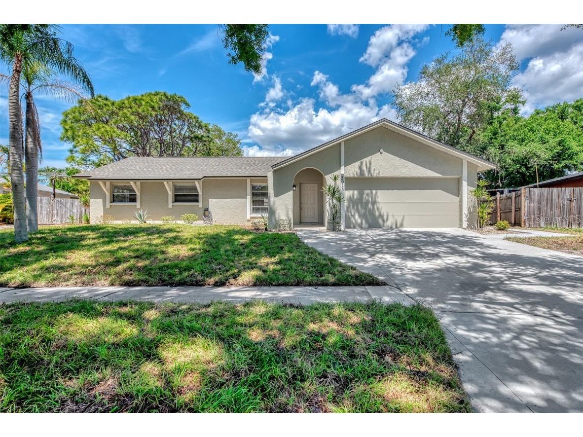 3923 Bellwood Drive Sarasota FL 34232 A4605609 image1