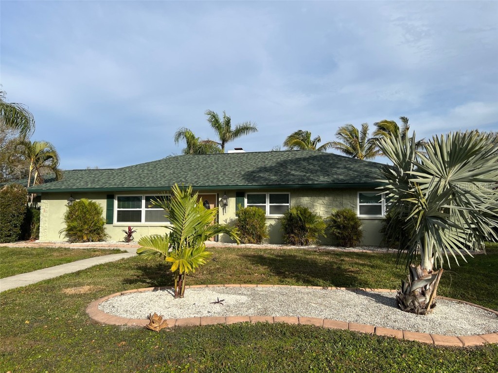 3923 De Foe Square Sarasota FL 34241 A4557270 image1