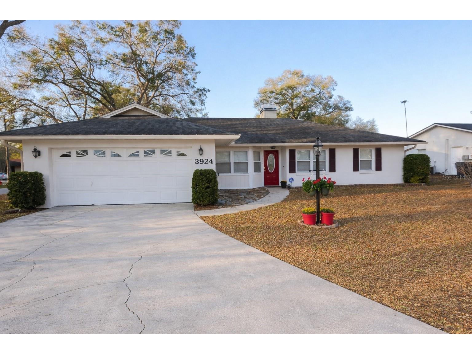 3924 Crews Lake Drive Lakeland FL 33813 L4959379 image1