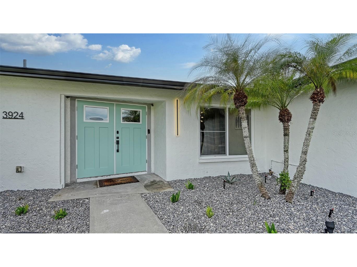 3924 Helene Street Sarasota FL 34233 A4582894 image2