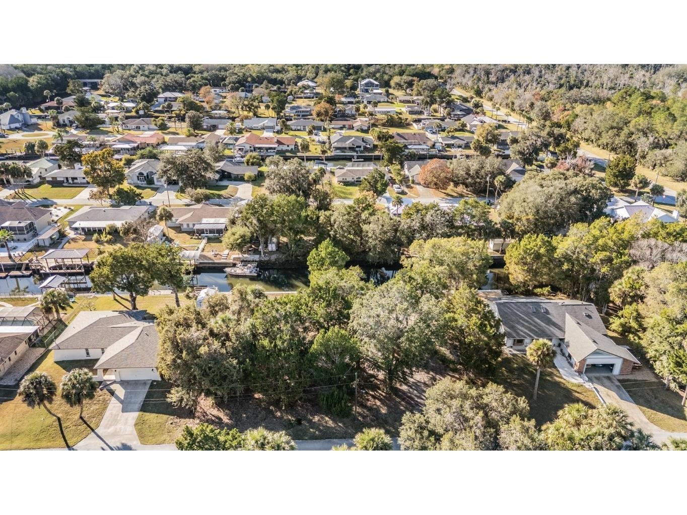 3924 N Apalachee Point Crystal River FL 34428 TB8452448 image19