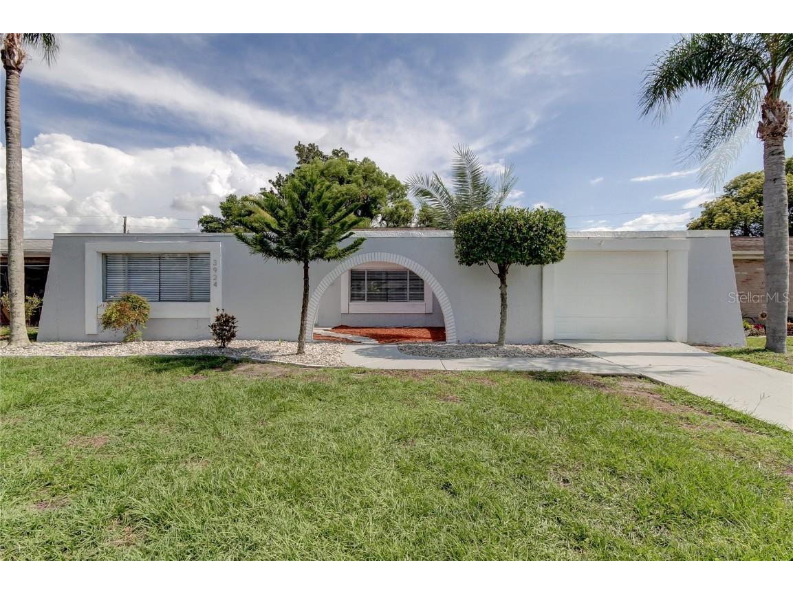 3924 Sail Drive New Port Richey FL 34652 U8189233 image1