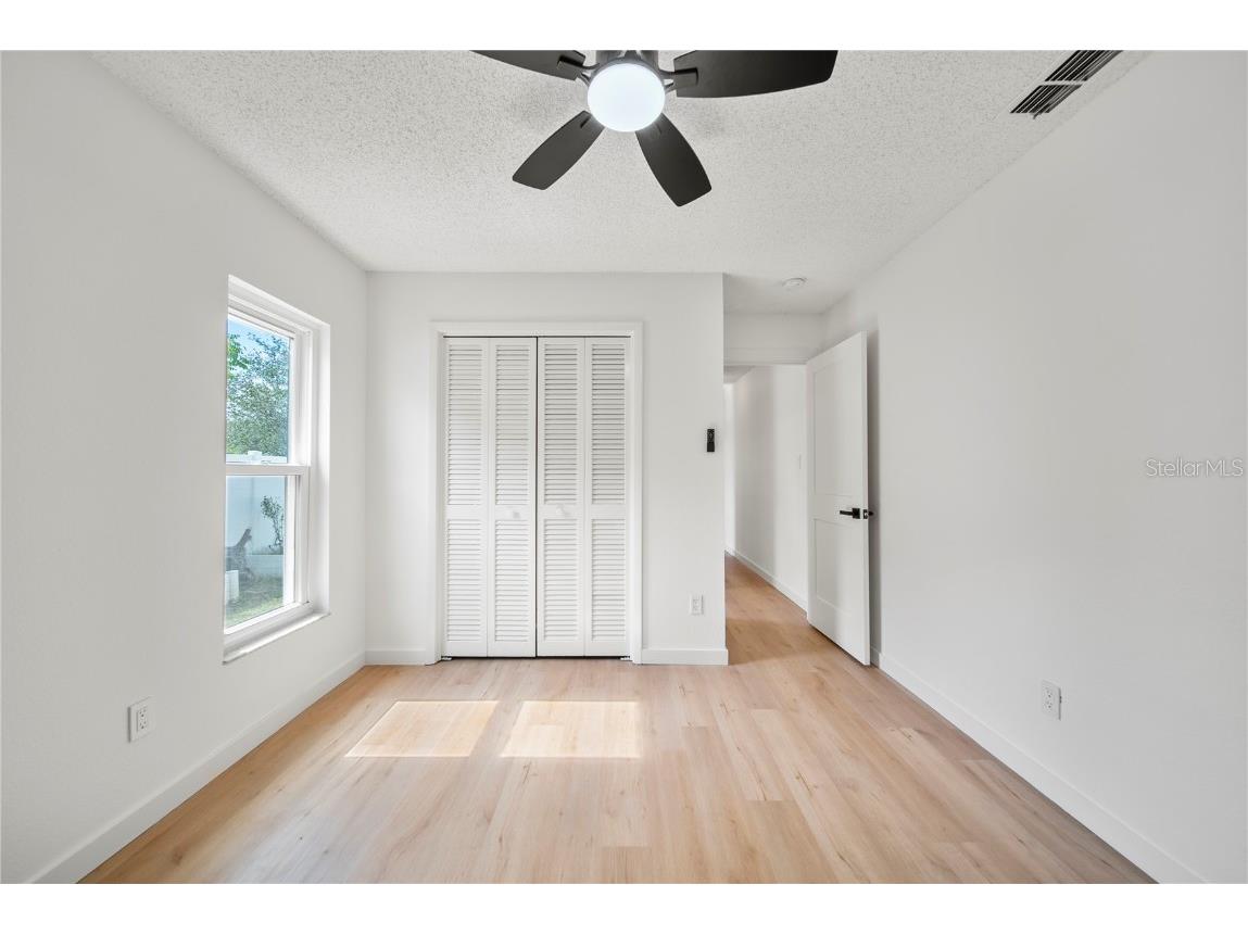 3925 Dunaire Drive Valrico FL 33596 TB8388619 image31