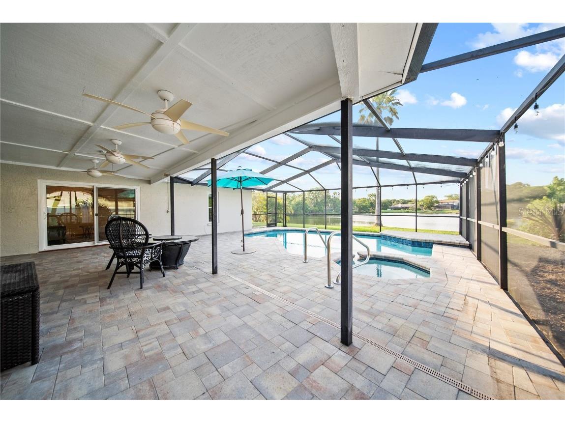 3925 Dunaire Drive Valrico FL 33596 TB8388619 image40