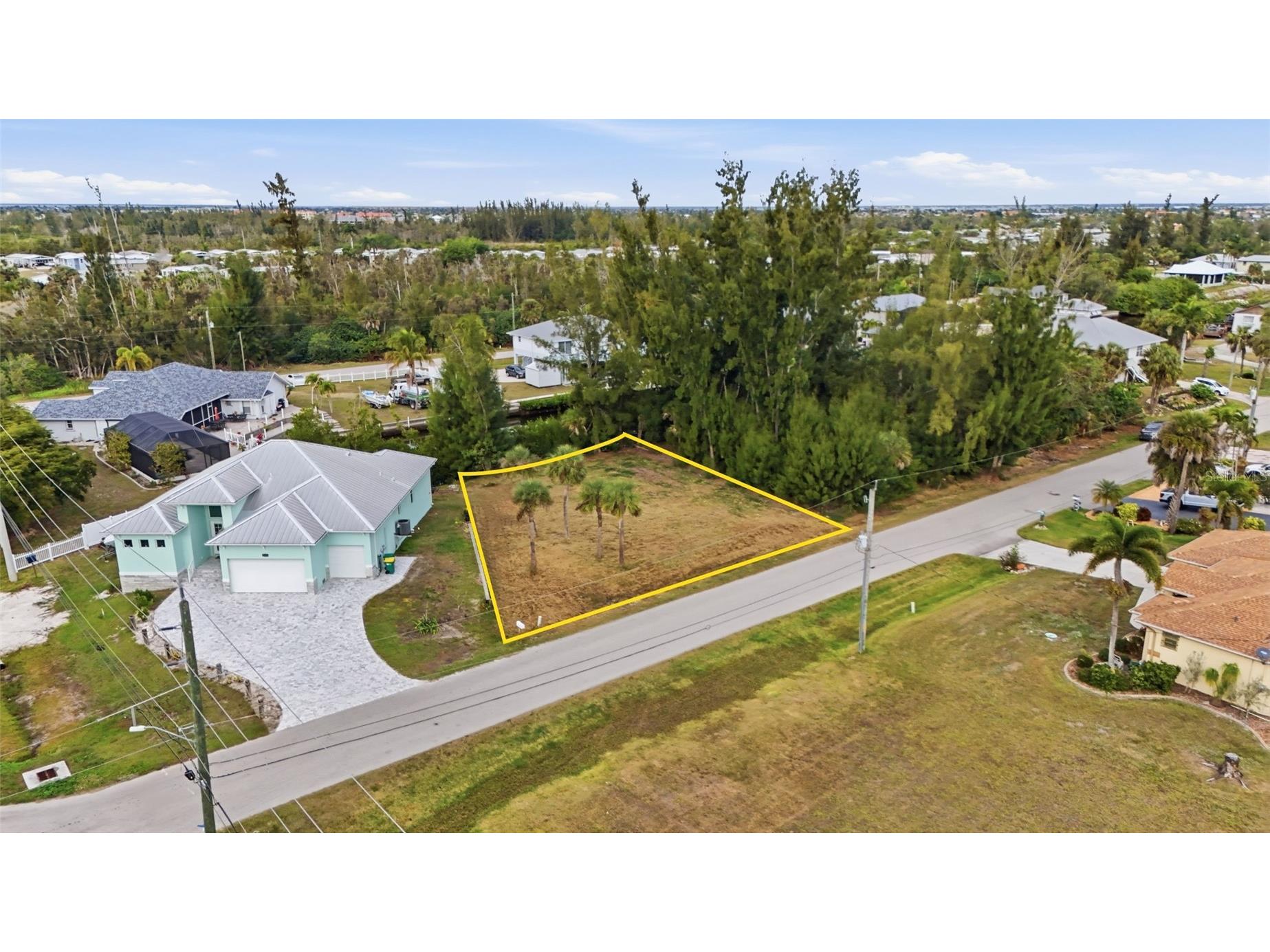 3925 Magnolia Way Punta Gorda FL 33950 C7520441 image3