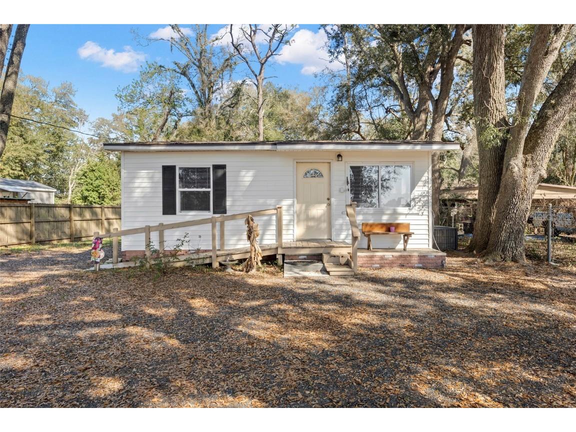 3925 NE 92nd Place Anthony FL 32617 TB8355910 image1