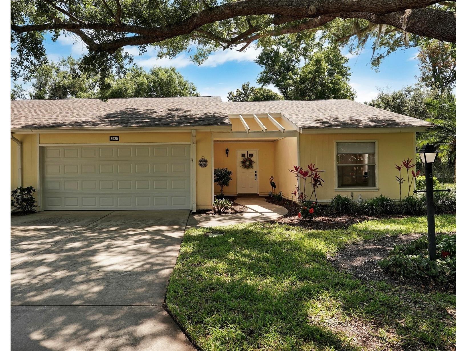 3925 Oakhurst Boulevard Sarasota FL 34233 A4691326 image1
