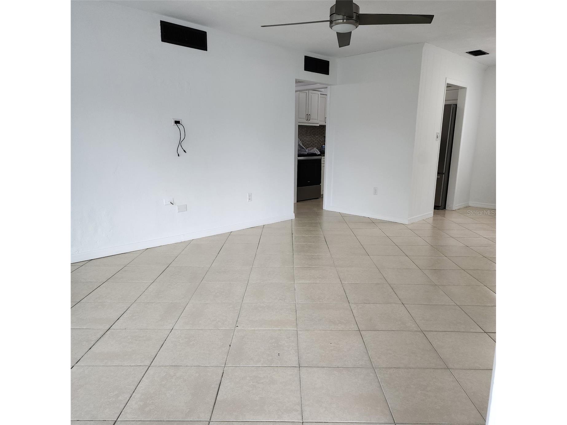 3925 Omega Lane Sarasota FL 34235 A4683774 image10