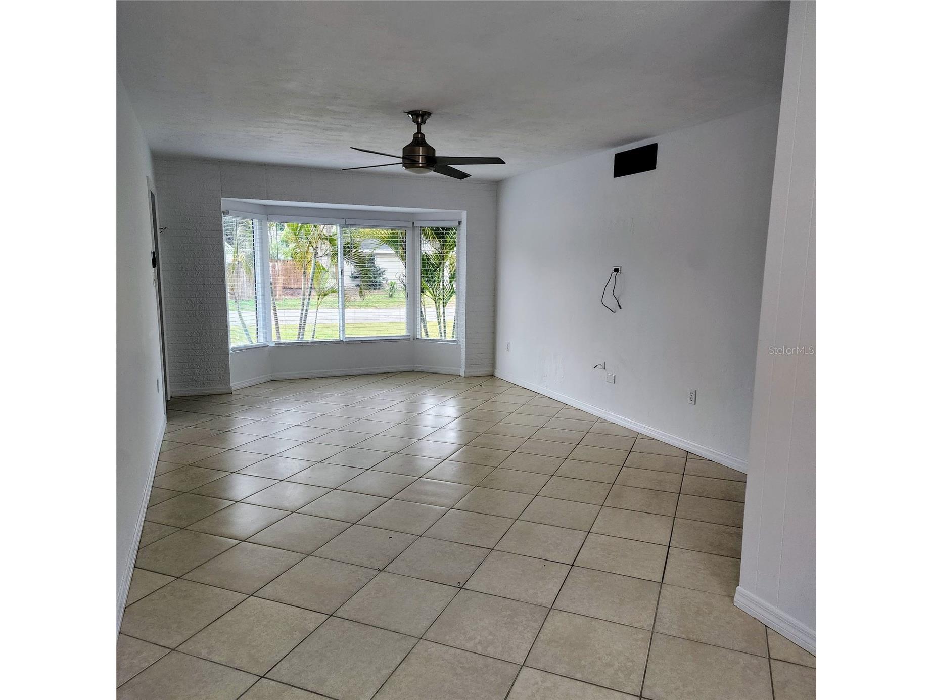 3925 Omega Lane Sarasota FL 34235 A4683774 image9