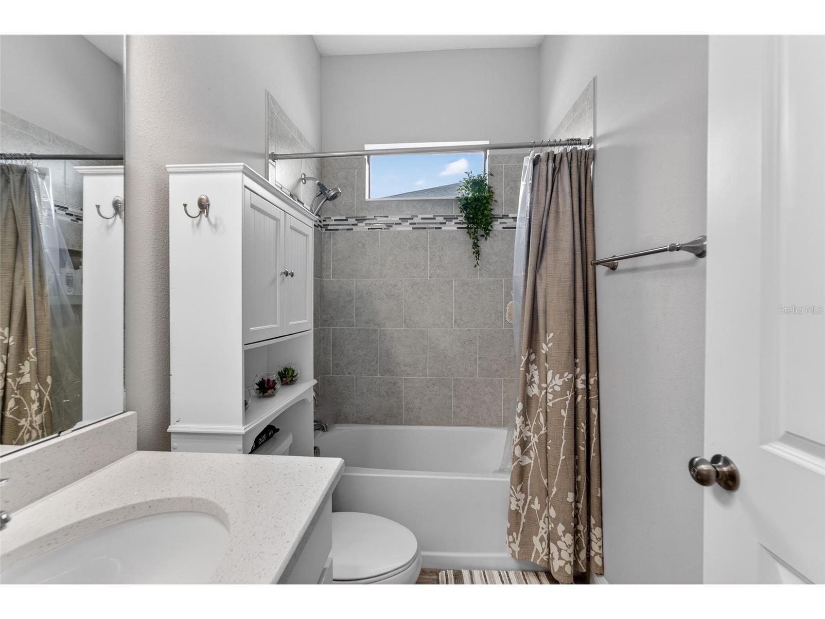 3925 Salida Delsol Drive Sun City Center FL 33573 TB8500878 image35