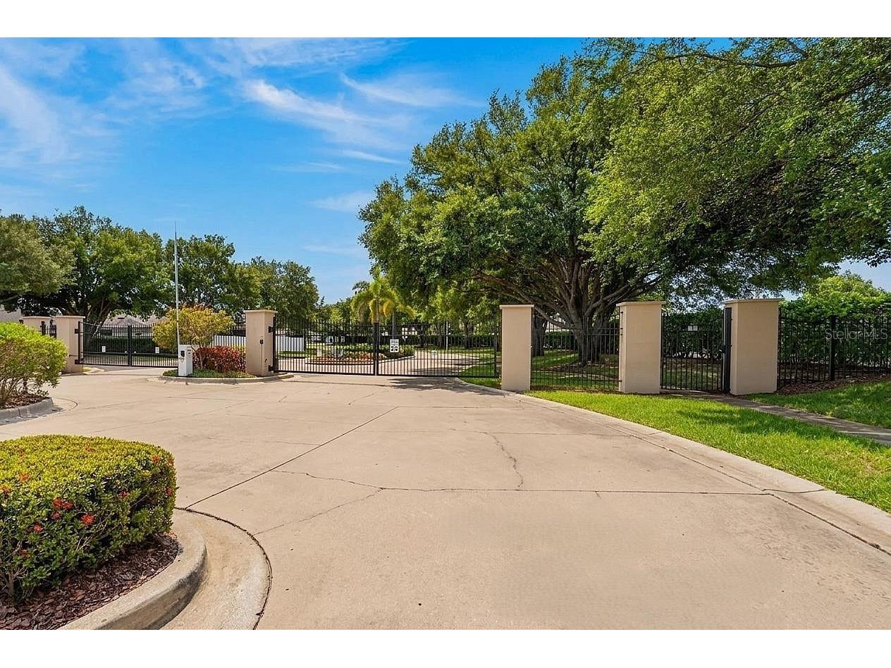 3925 Salida Delsol Drive Sun City Center FL 33573 TB8500878 image42