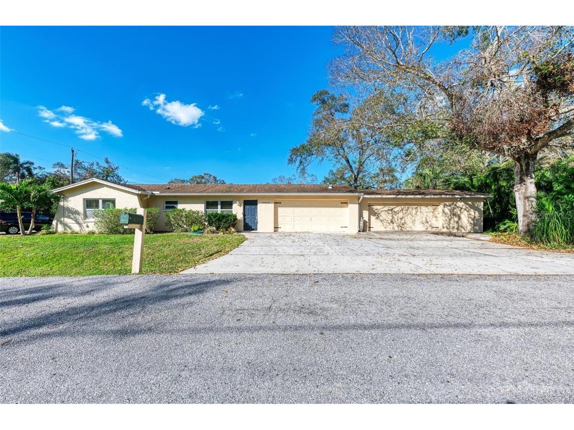 3925 Sunniland Street Sarasota FL 34233 A4560021 image1