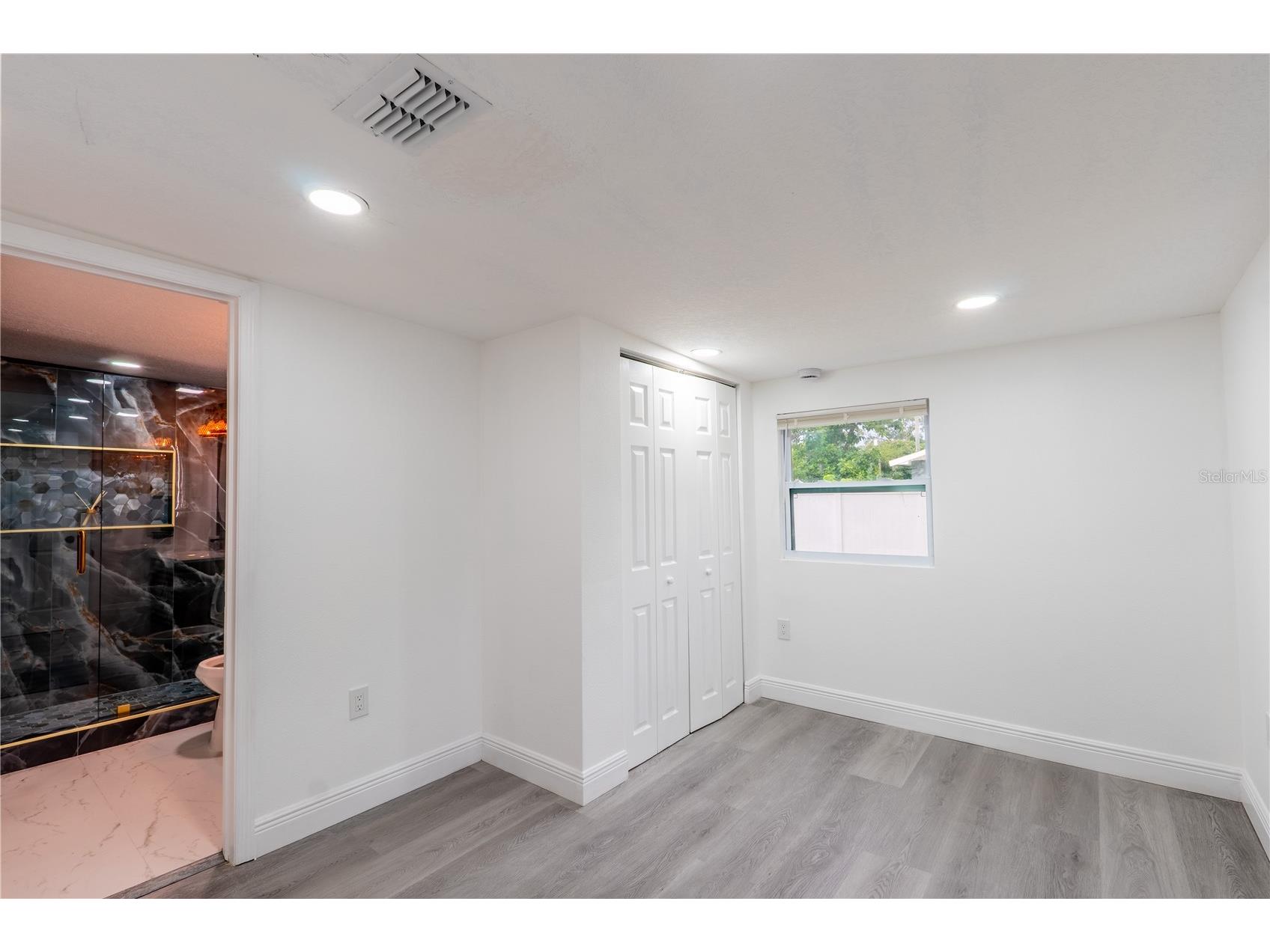 3925 W Norfolk Street Tampa FL 33614 TB8524877 image16