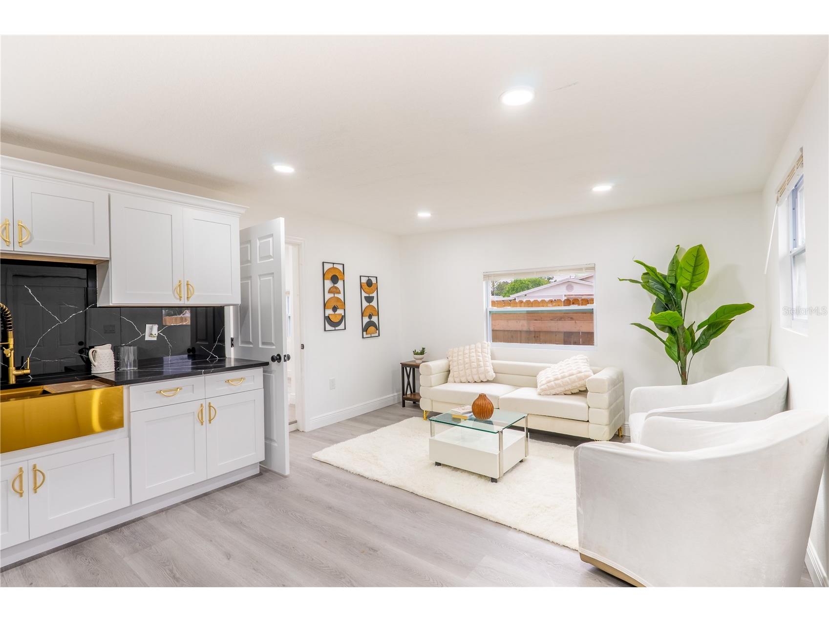 3925 W Norfolk Street Tampa FL 33614 TB8524877 image23