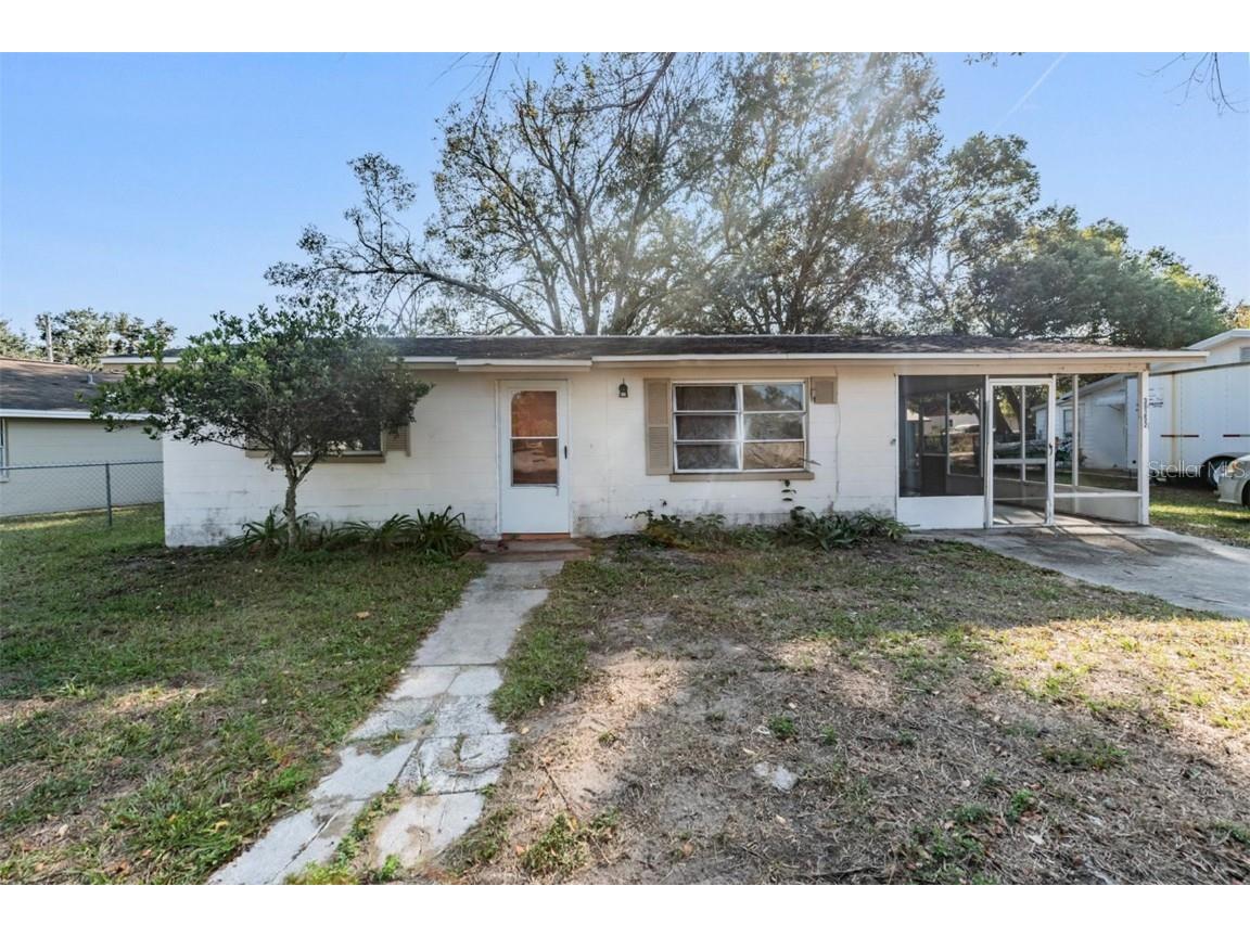 39252 Heights Avenue Zephyrhills FL 33542 TB8453331 image1