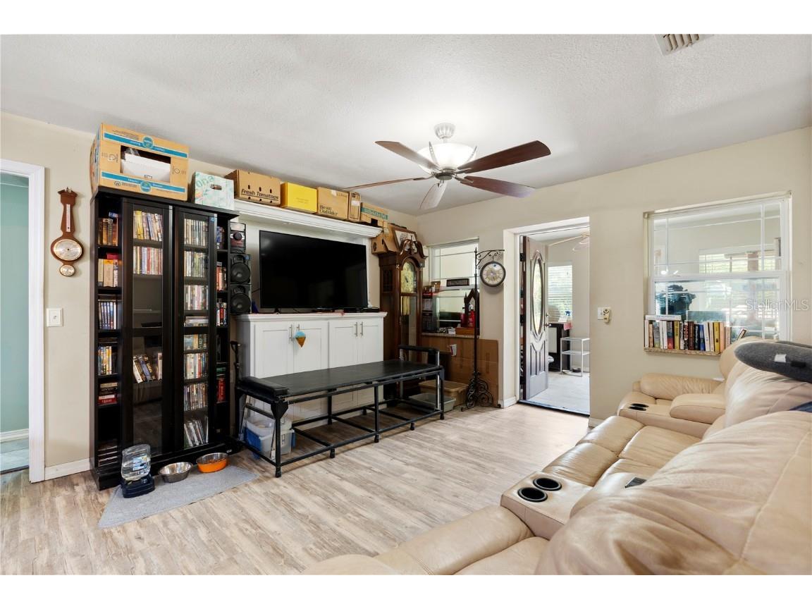 39252 Kimberly Avenue Zephyrhills FL 33540 TB8387253 image15