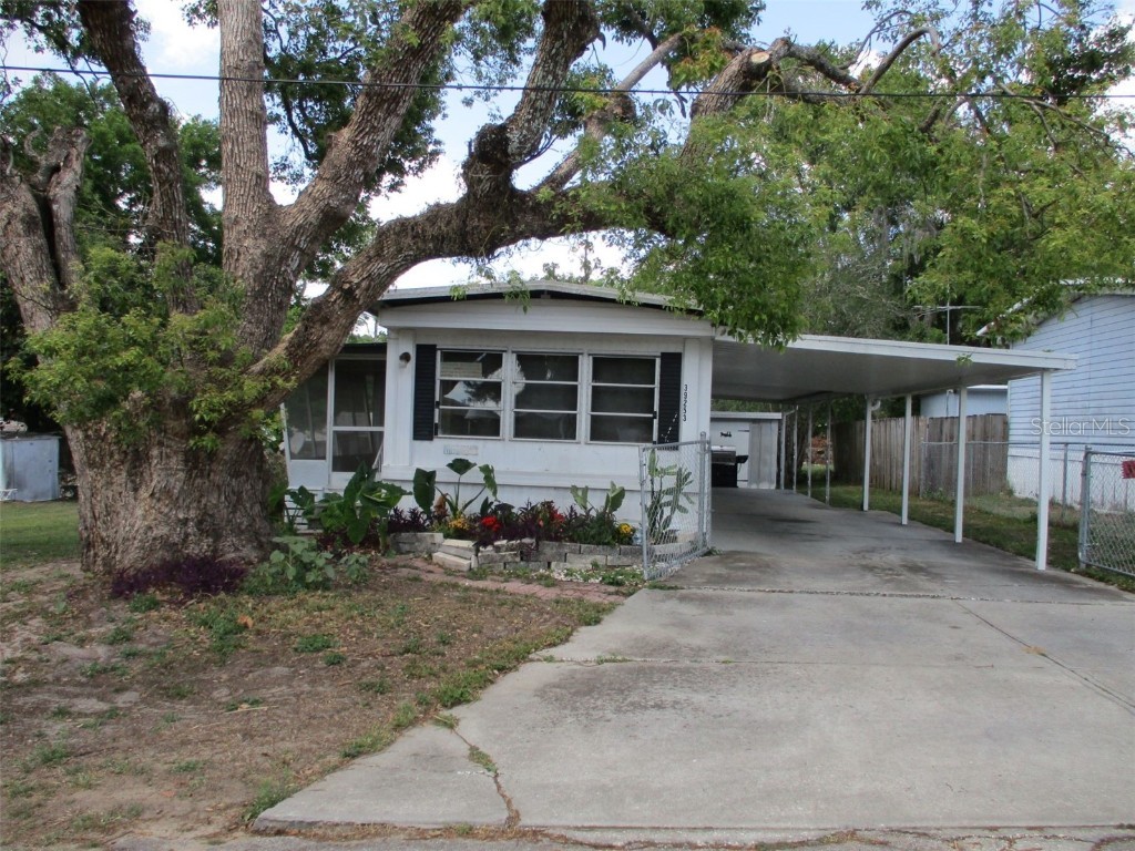 39253 Longview Avenue Zephyrhills FL 33542 TB8373250 image1