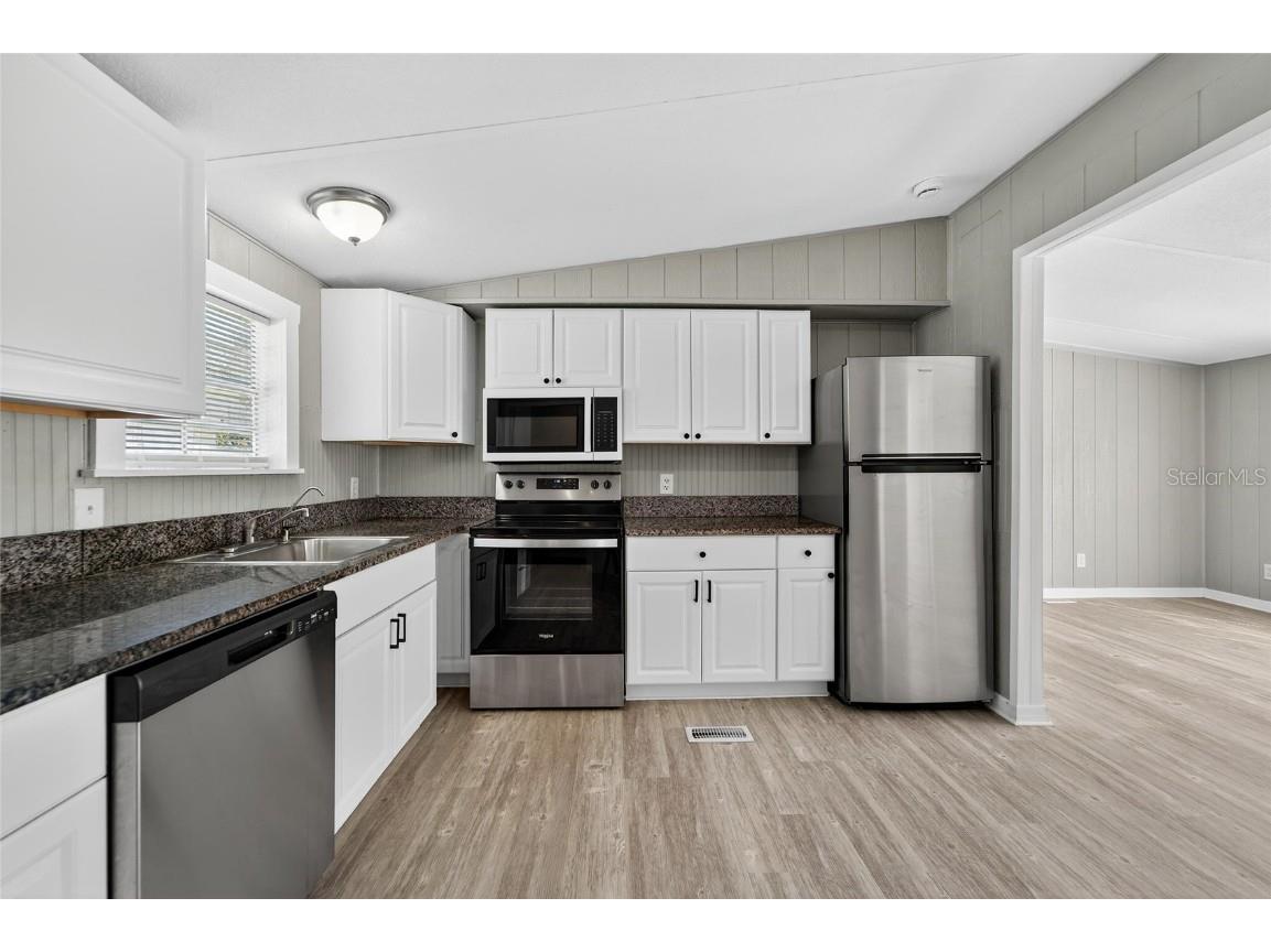 39256 Lizabeth Circle Zephyrhills FL 33542 TB8437570 image20