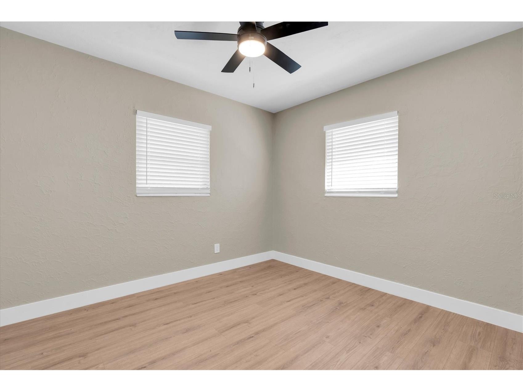 3926 40th Avenue N Saint Petersburg FL 33714 TB8493606 image14