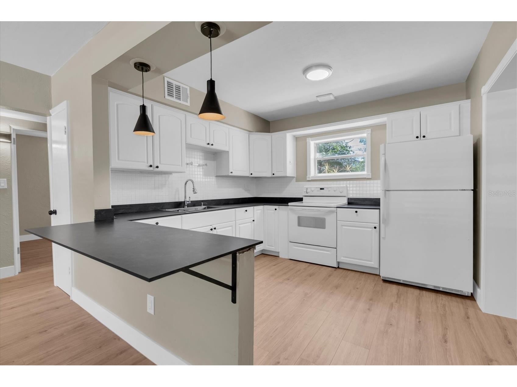 3926 40th Avenue N Saint Petersburg FL 33714 TB8493606 image7