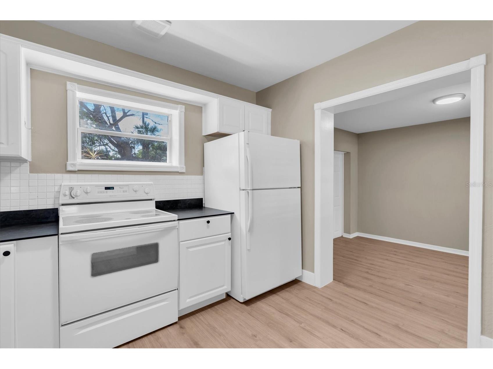 3926 40th Avenue N Saint Petersburg FL 33714 TB8493606 image8