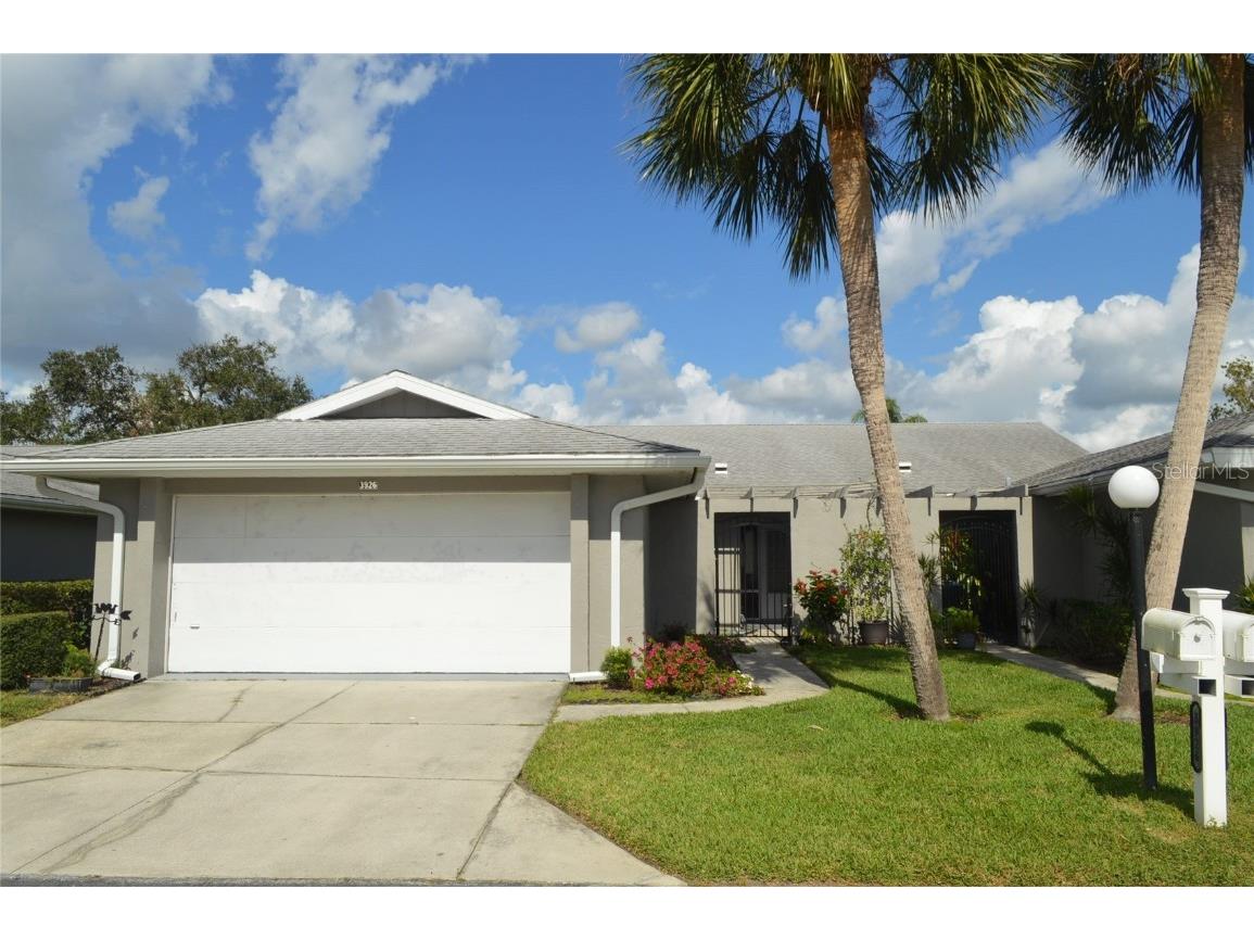 3926 Center Gate Circle #18 Sarasota FL 34233 A4551662 image1