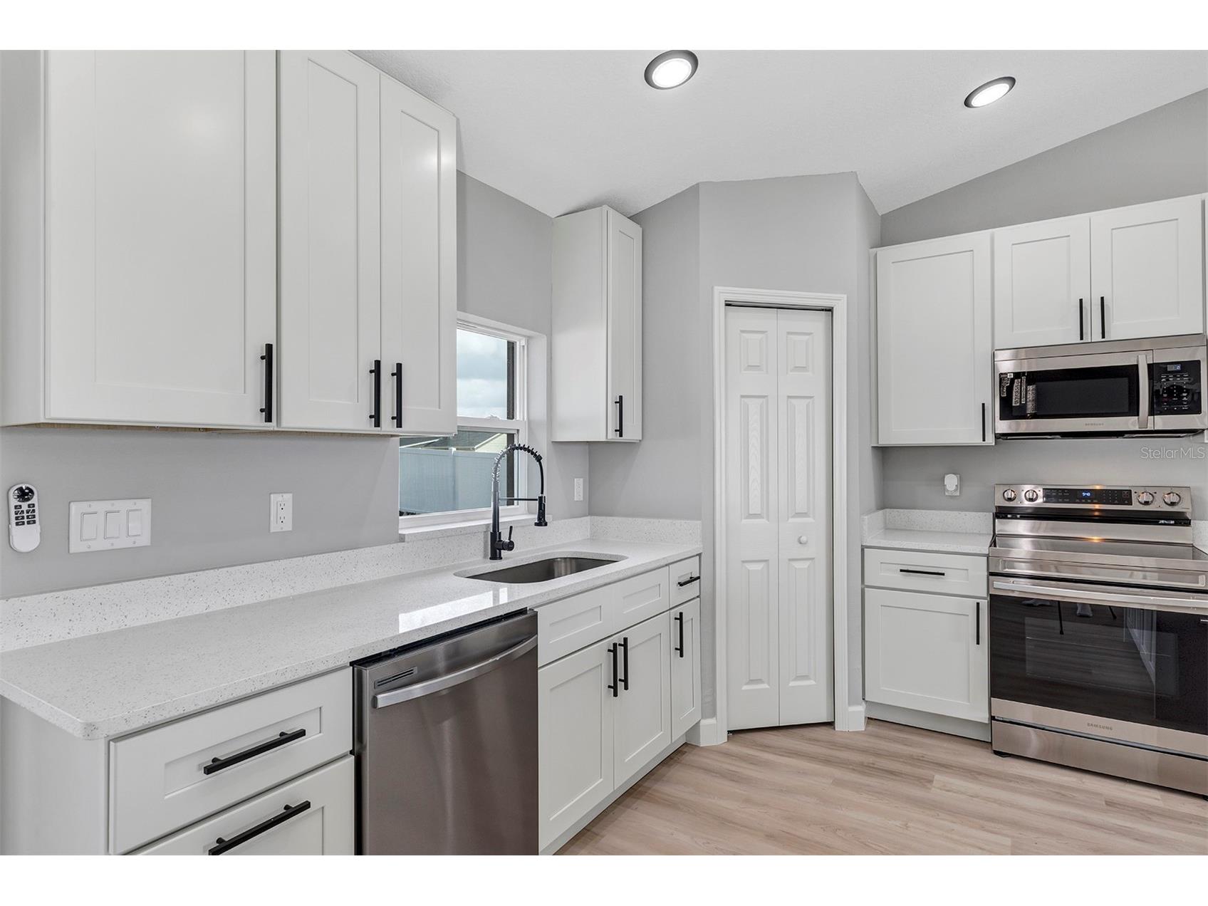 3926 SE 139th Lane Summerfield FL 34491 OM724175 image13