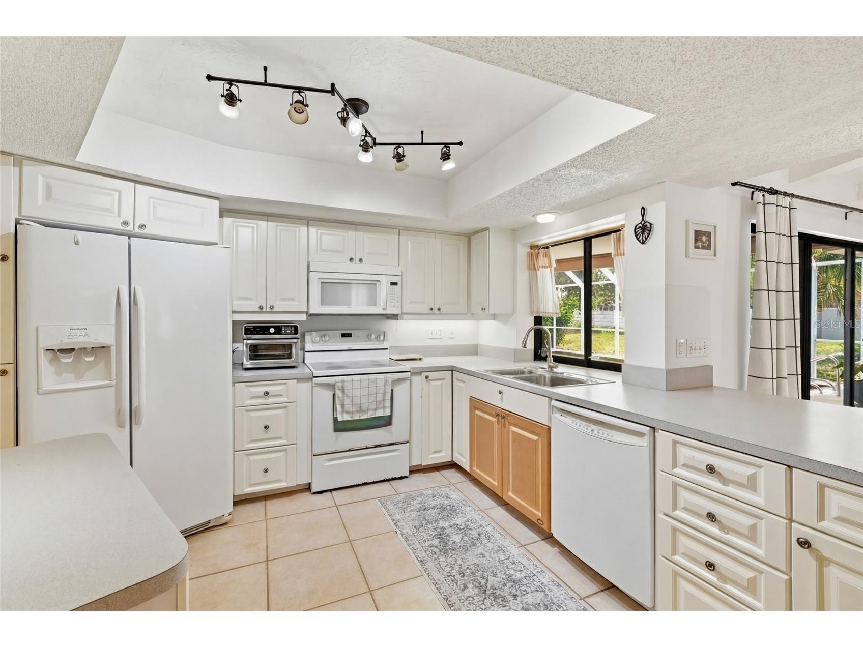 3927 Country View Lane Sarasota FL 34233 A4690240 image11