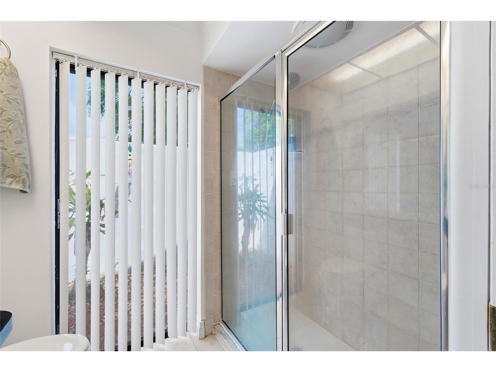 3927 Country View Lane Sarasota FL 34233 A4690240 image18