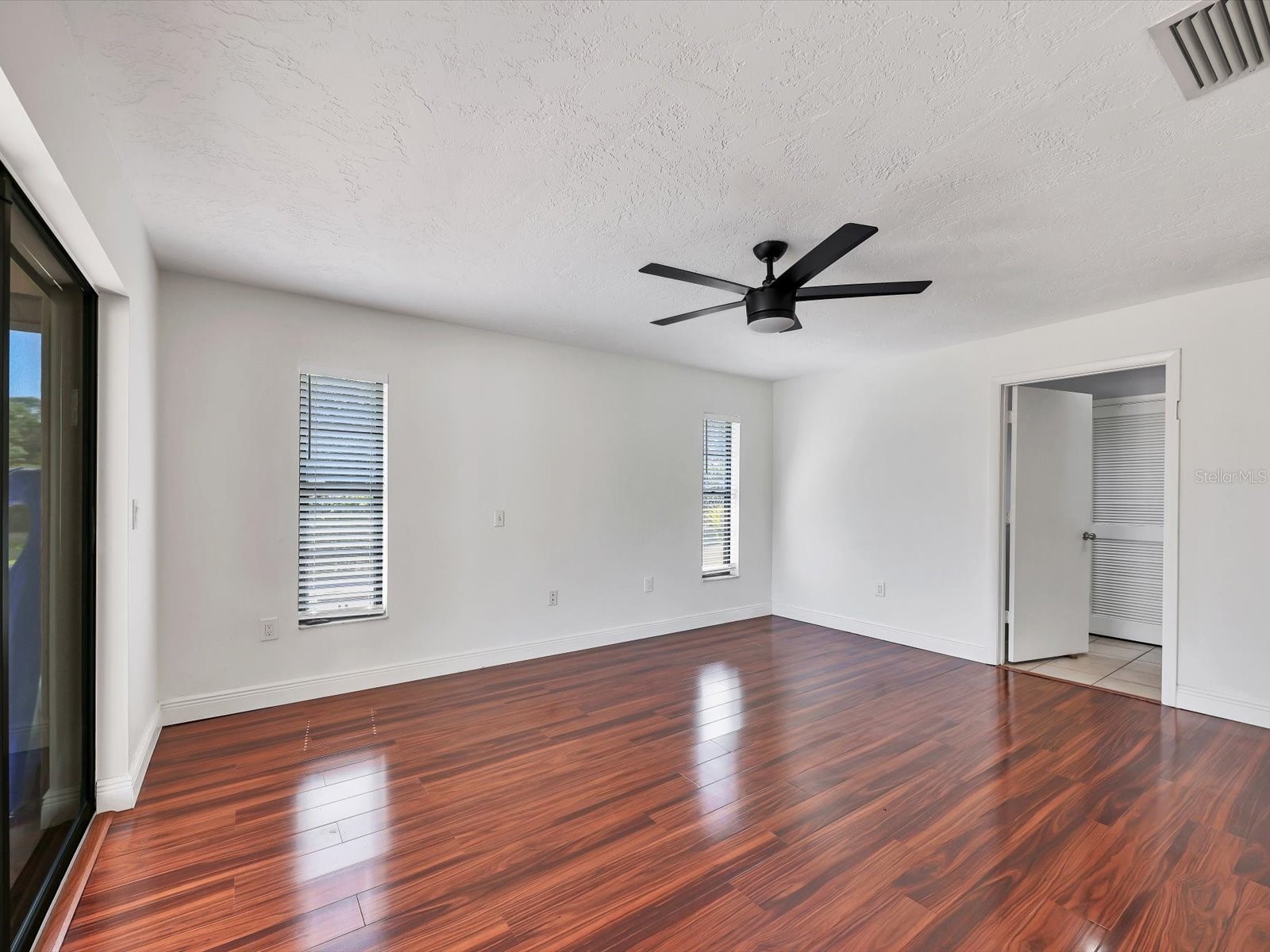 3927 Desoto Road Sarasota FL 34235 A4689010 image32