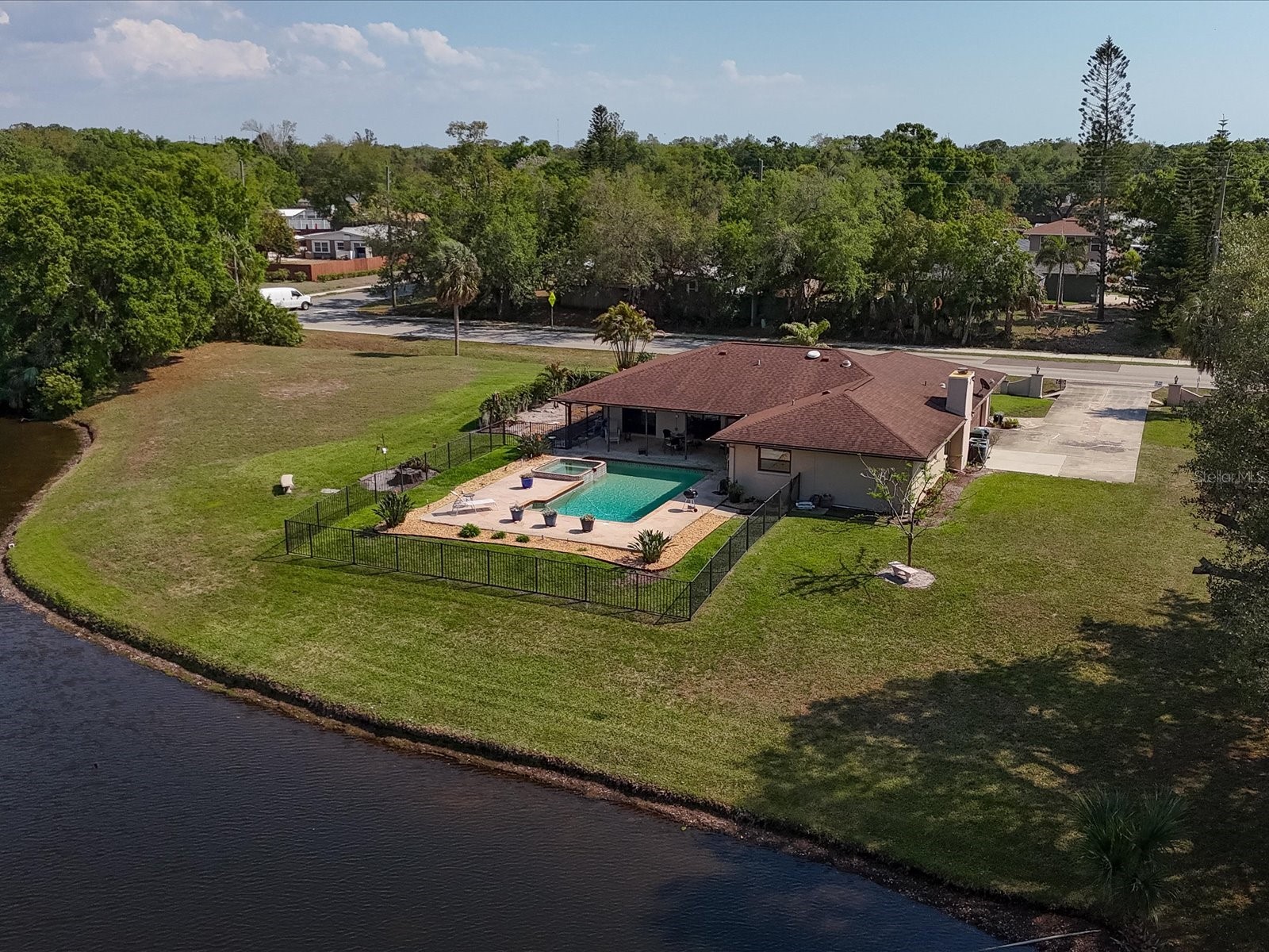 3927 Desoto Road Sarasota FL 34235 A4689010 image57