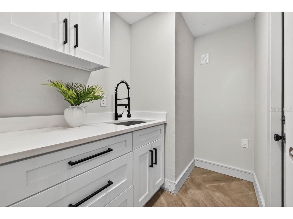 3927 Helena Street NE Saint Petersburg FL 33703 TB8456938 image11