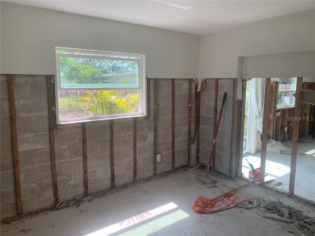 3927 Huntington Street NE Saint Petersburg FL 33703 TB8402592 image7