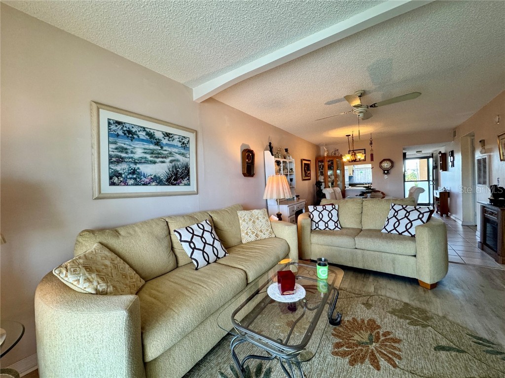 3927 Lake Bayshore Drive #F312 Bradenton FL 34205 A4669571 image11