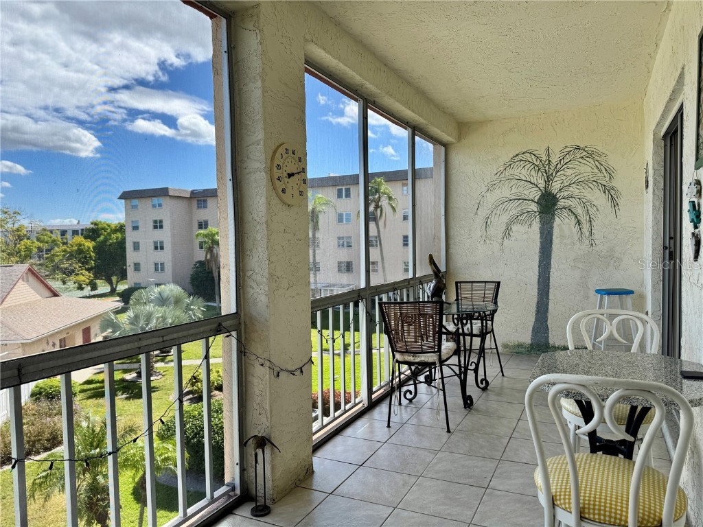 3927 Lake Bayshore Drive #F312 Bradenton FL 34205 A4669571 image16