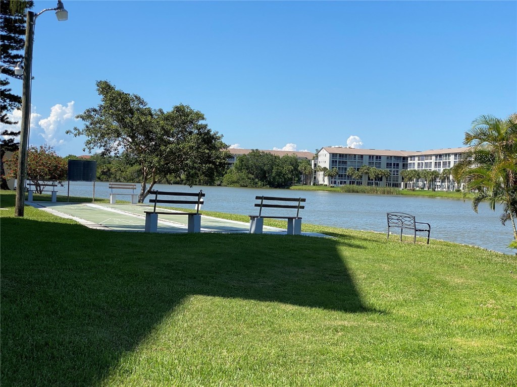 3927 Lake Bayshore Drive #F312 Bradenton FL 34205 A4669571 image43