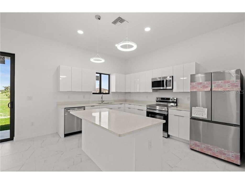 3927 NW 40th Terrace Cape Coral FL 33993 O6387797 image8