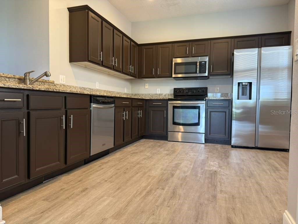 3927 Pemberly Pines Circle Saint Cloud FL 34769 S5136017 image4