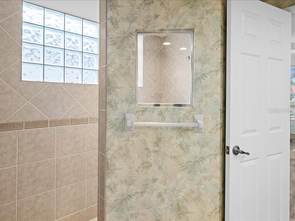 3927 Whispering Oaks Drive North Port FL 34287 D6143338 image41