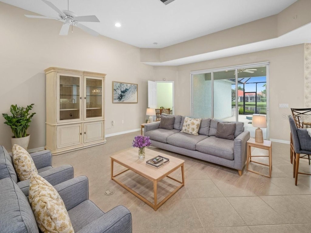 3927 Whispering Oaks Drive North Port FL 34287 D6143338 image6