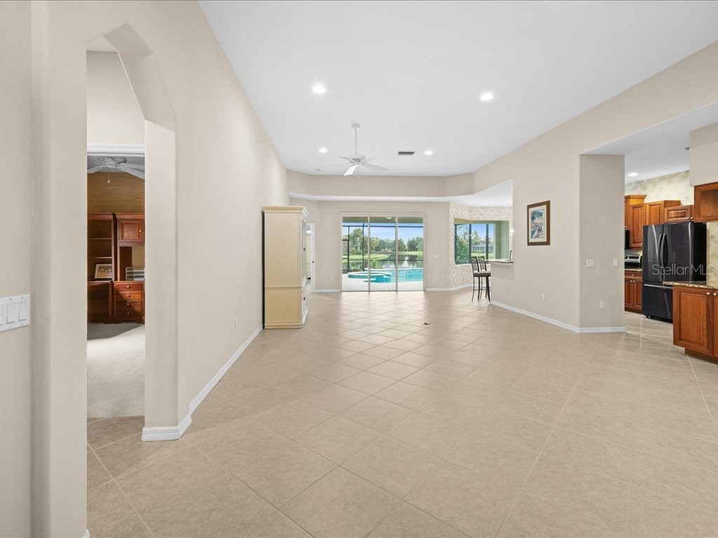 3927 Whispering Oaks Drive North Port FL 34287 D6143338 image9